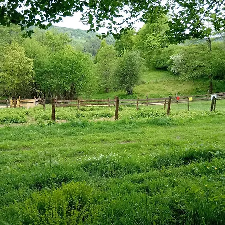 Caravane Le Fermier Campsite Cunlhat